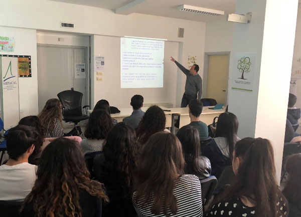 Studenti del “Majorana” di Girifalco visitano il Dipartimento Arpacal di Catanzaro