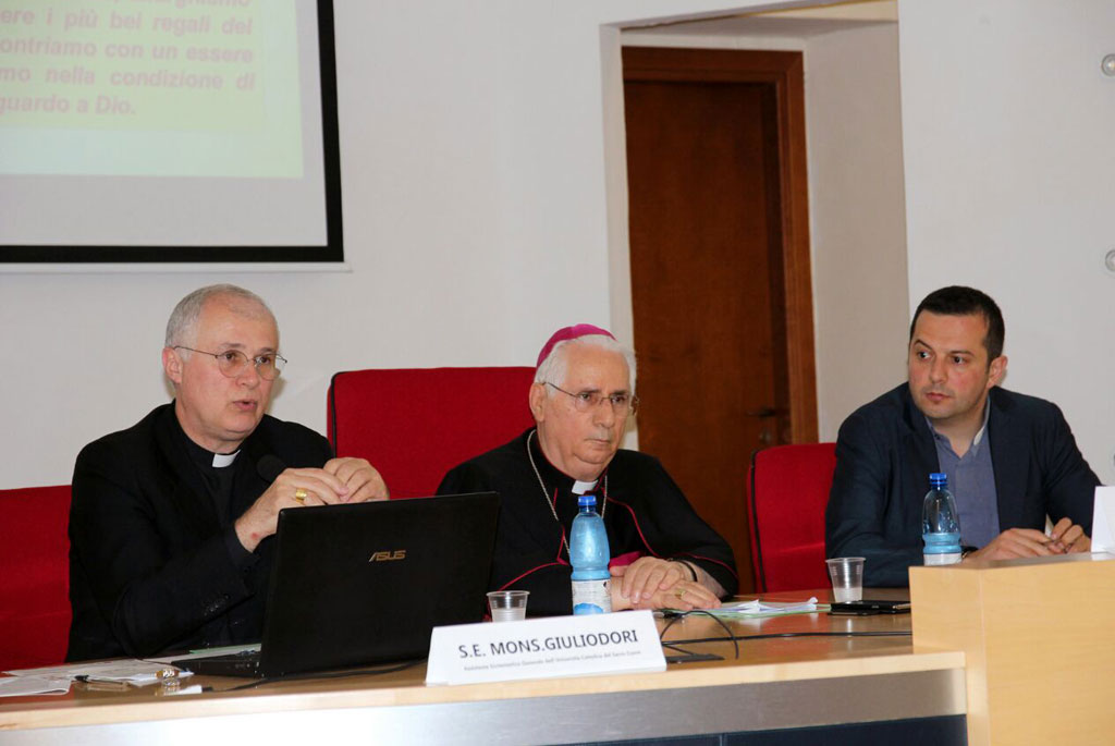 Lamezia, monsignor Giuliodori conclude undicesimo anno della Scuola di Dottrina Sociale della Chiesa