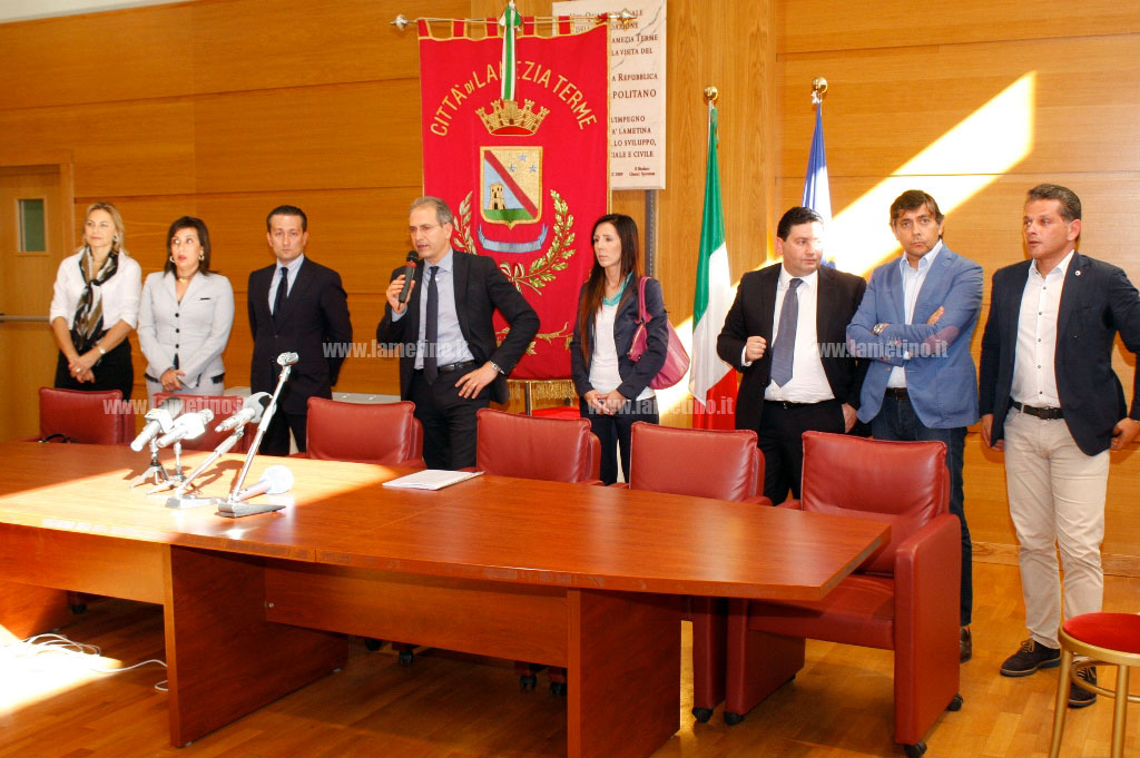 Giunta-Mascaro-Lamezia-ok.jpg