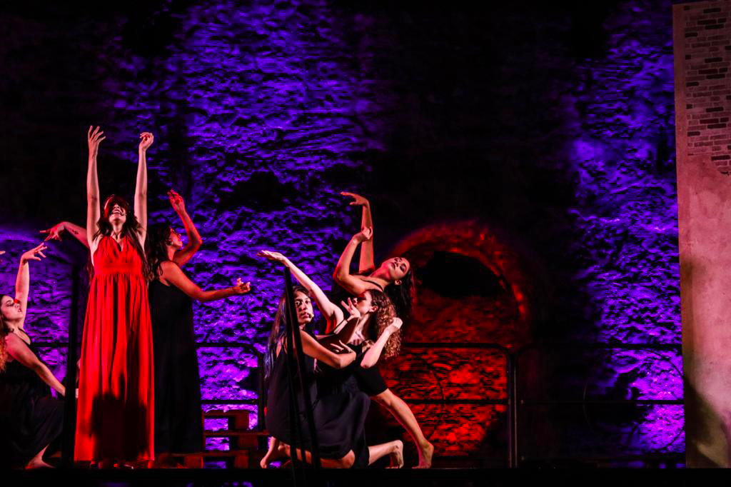 In scena gli allievi della Compagnia Teatrale "A regola d'arte" domani a Catanzaro
