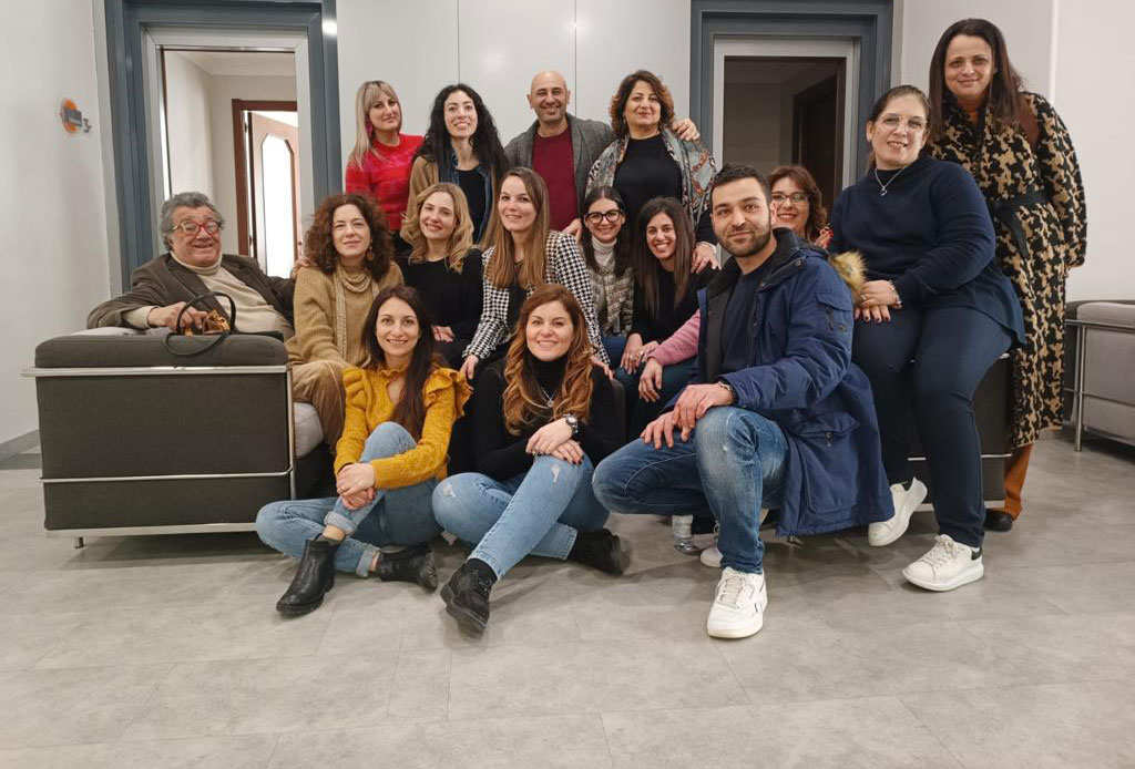 Gruppo-Scuola-Specializzazione-Psicoterapie-Lamezia_6d317.jpg