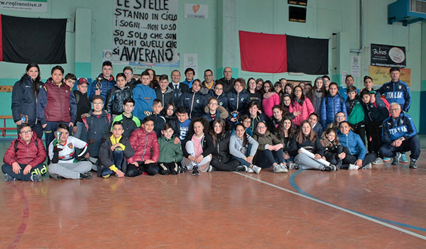 Gruppo-istituto-di-Rogliano.jpg
