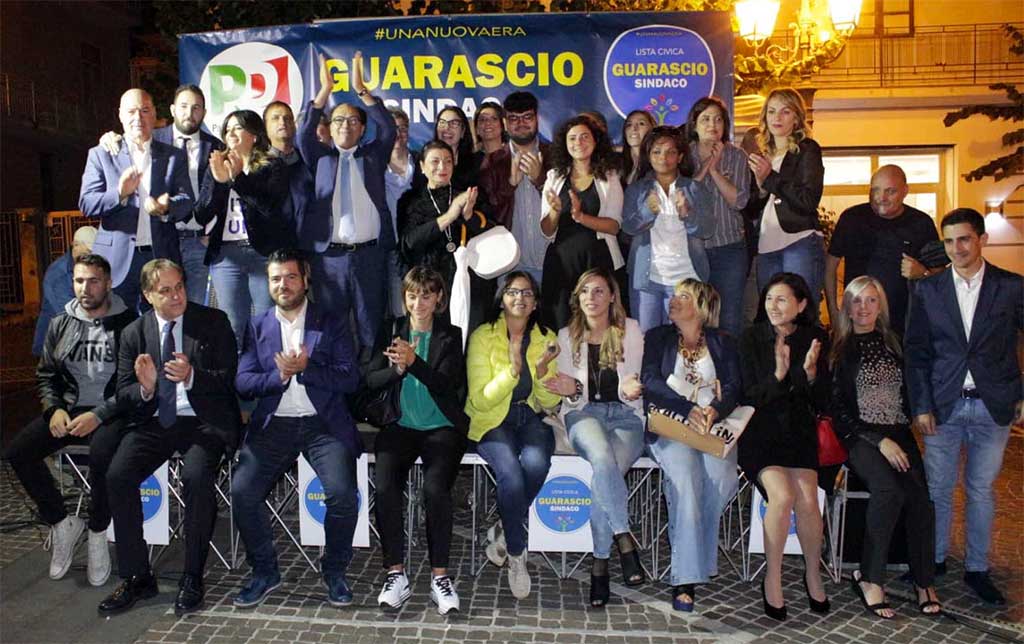 Lamezia, inaugurazione punto d'incontro candidato a sindaco Guarascio a Sambiase