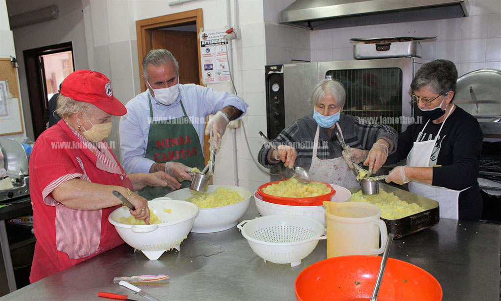 Lamezia, con la pandemia crescono sofferenza e povertà: l'impegno concreto della Caritas diocesana