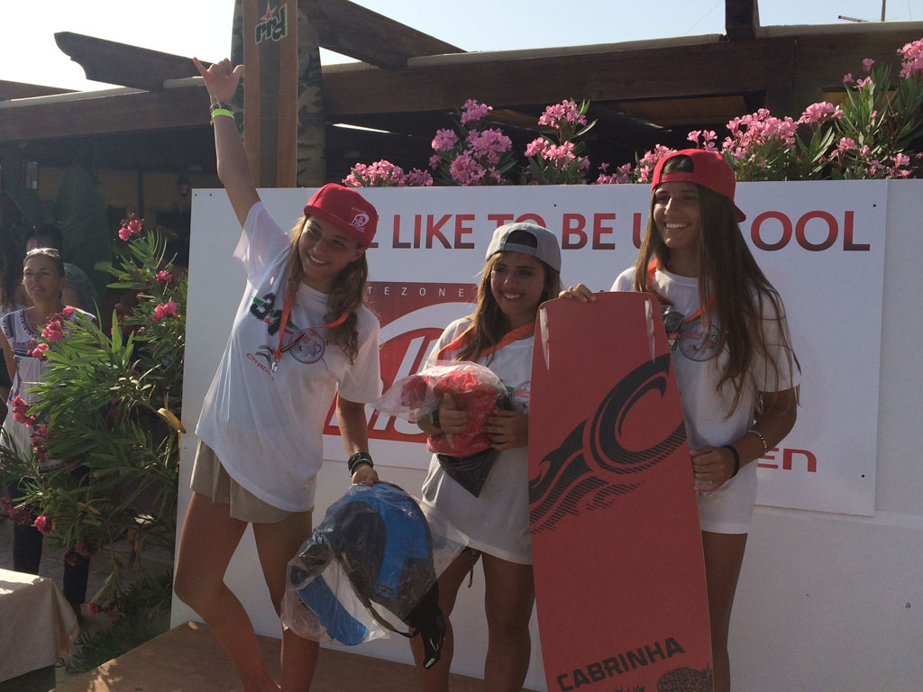 IL-PODIO-DELLA-CATEGORIA-JUNIOR-FEMMINILE-SVEVA-SANSEVERINO-PRIMA-FEDERICA-MANCUSO-SECONDA-E-CHIARA-ADOBATI-.jpg
