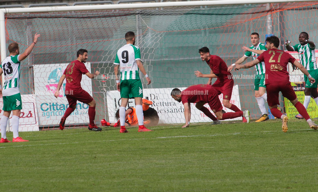 Vigor Lamezia calcio 1919 sconfitta 2-0 dalla Morrone, granata campioni. Sambiase cade sul campo della Brutium