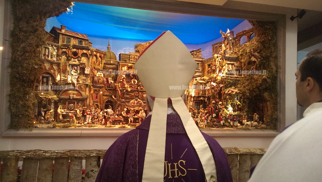 Lamezia, benedetto presepe artistico nella chiesa San Giuseppe Artigiano