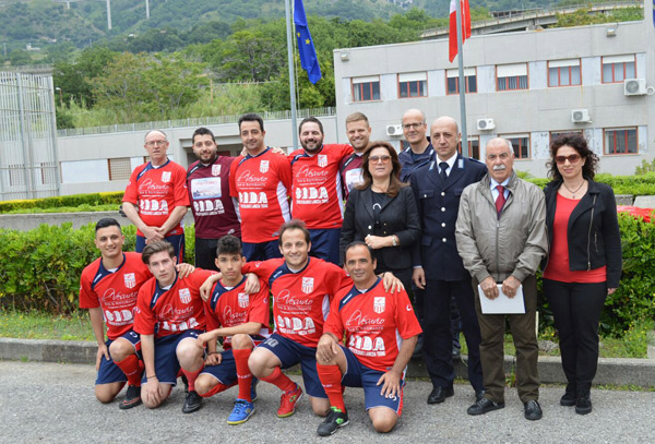 Triangolare di calcio tra detenuti e Asd Costa del Lione Falerna