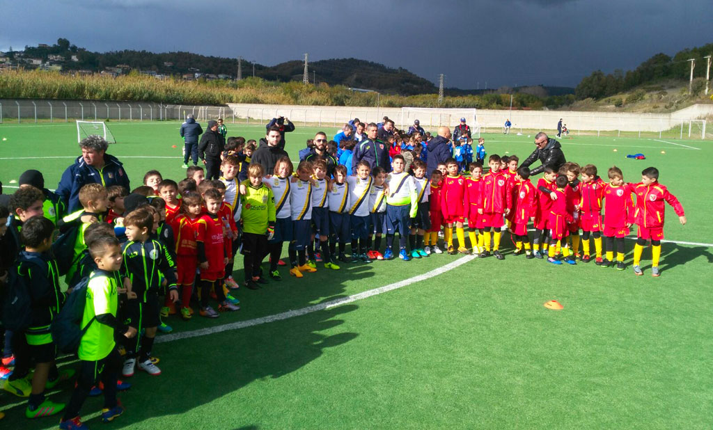 “Piccoli amici in festa” al campo sportivo Curto per una domenica all’insegna dello sport