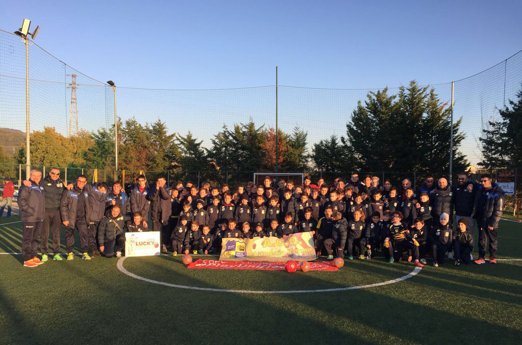 Lamezia, tanti bambini alle "Special Christmas 2017 – play unified"