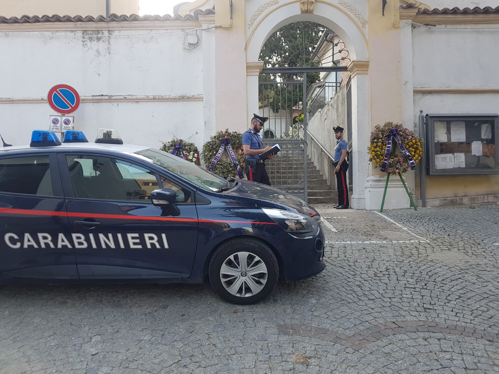 Trovate munizioni nel cimitero di Mesoraca, indagini in corso