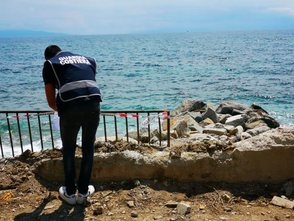 Indagine contro abusivismo demaniale a Vibo: sequestrata parte lungomare di Joppolo