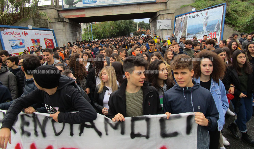 IMG_0164manifestazine-161118.jpg