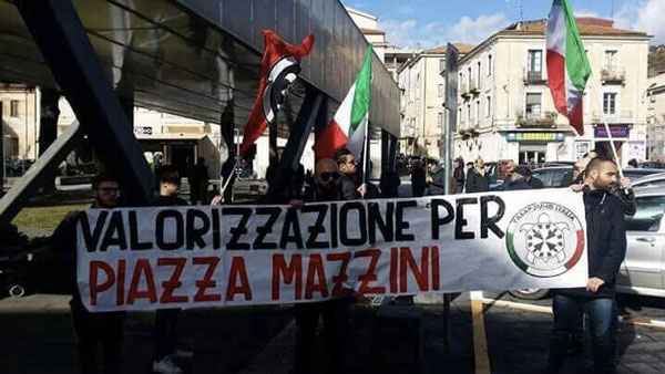 Lamezia, sit-in CasaPound per valorizzazione Piazza Mazzini