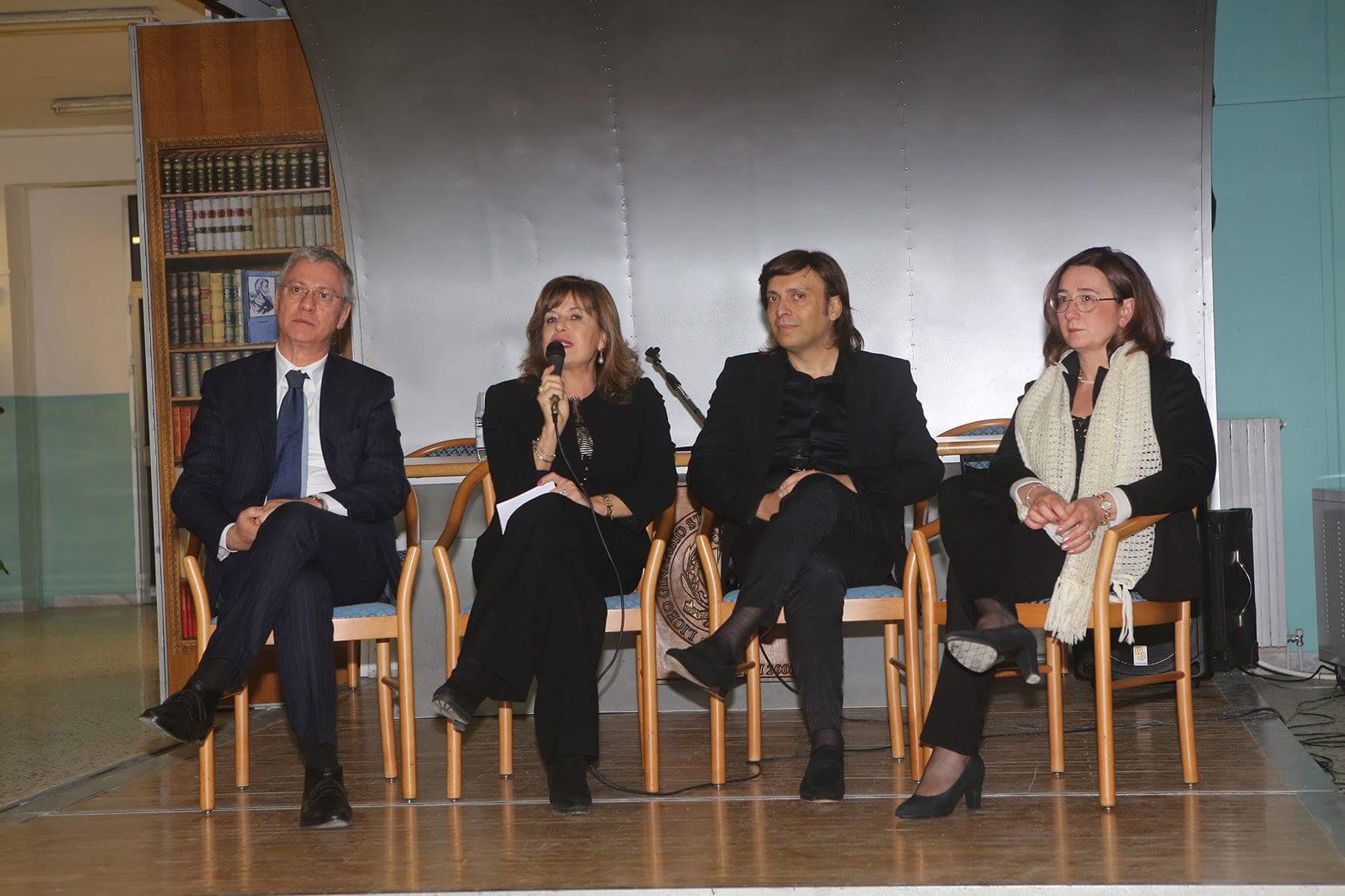 Lamezia, Anton Giulio Grande protagonista al liceo: "Cultura classica sempre attuale"