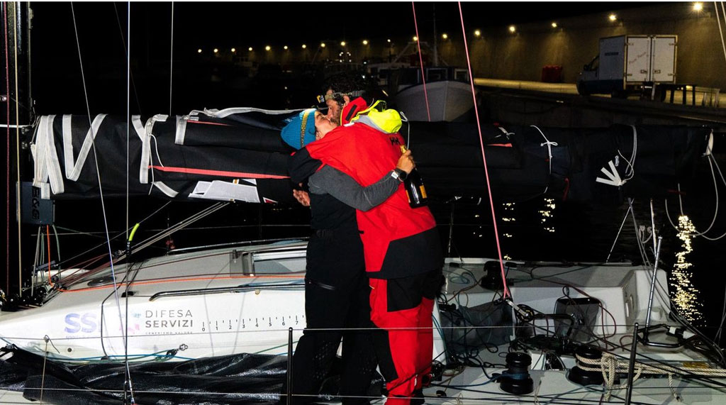 Tappa catanzarese del Nastro Rosa Tour, continua il Giro d’Italia a Vela della Marina Militare