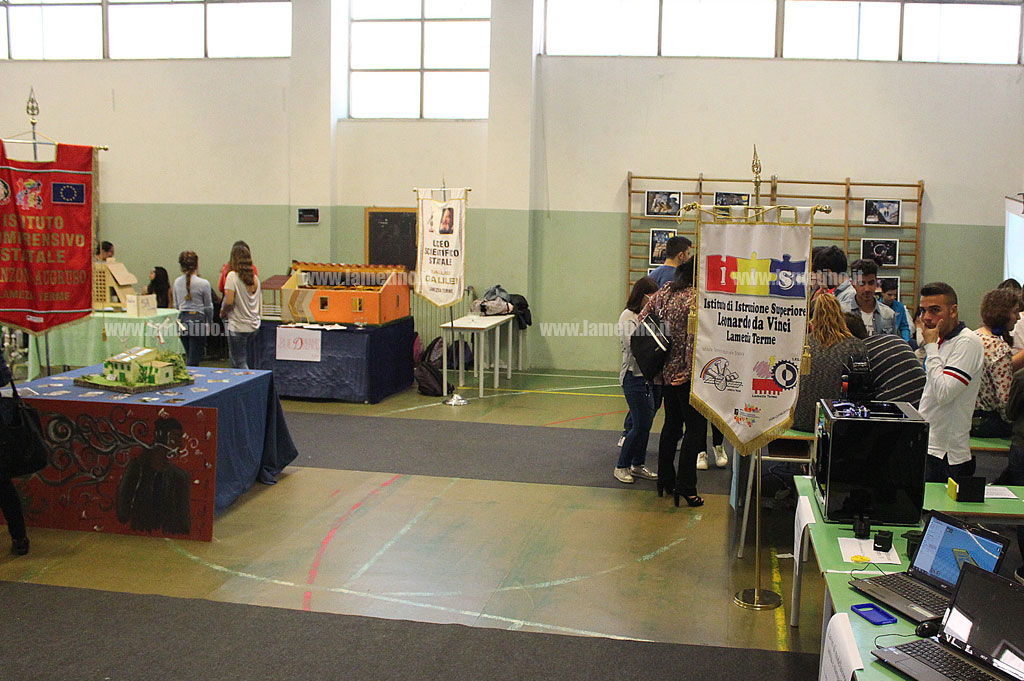 Lamezia: inaugurato il "Festival della Scienza", tre giorni di sport, musica e cultura