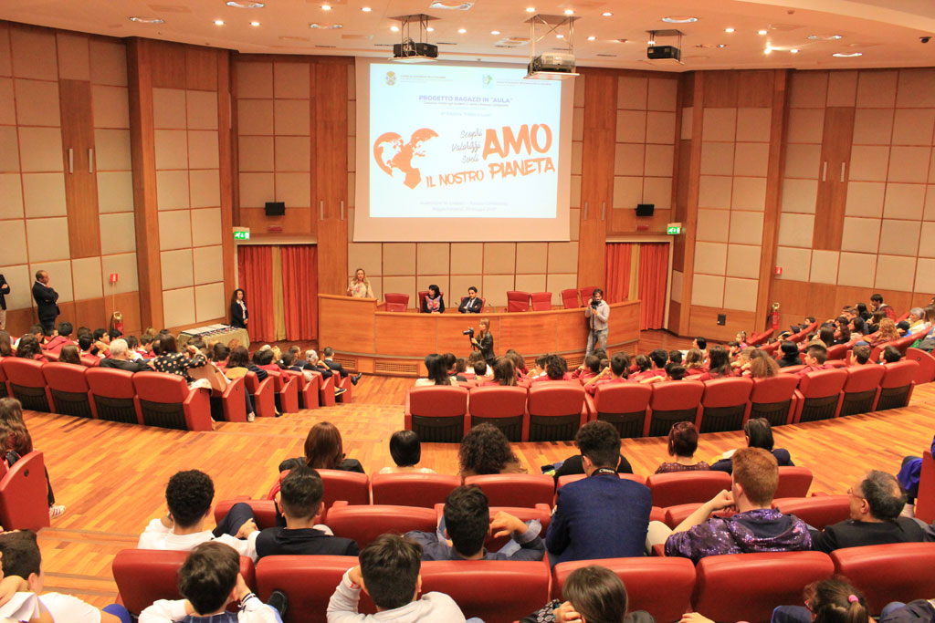 Cerimonia di premiazione degli studenti vincitori del concorso Ragazzi in "Aula" dedicato a Fabiana Luzzi