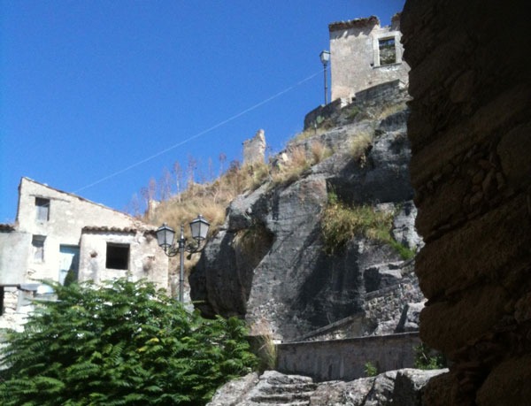 Slow food Calabria: progetto Appennino a Cleto, un borgo rupestre ed una proposta per la sua rinascita
