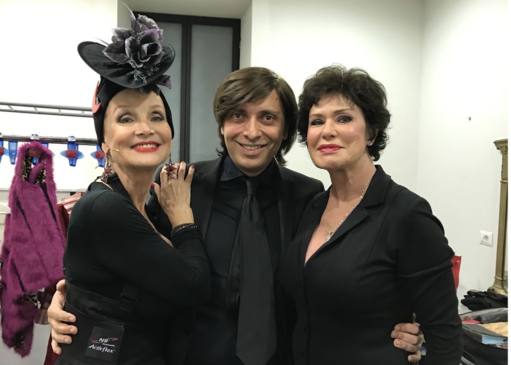 Lamezia, Anton Giulio Grande omaggia Clery e Bouchet in città per spettacolo "4 donne e una canaglia"