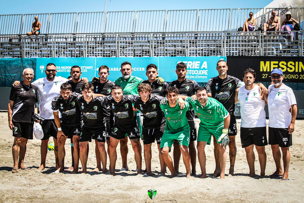 Beach soccer, i neroverdi dell'Icierre Lamezia battono la Seatram Chiavari