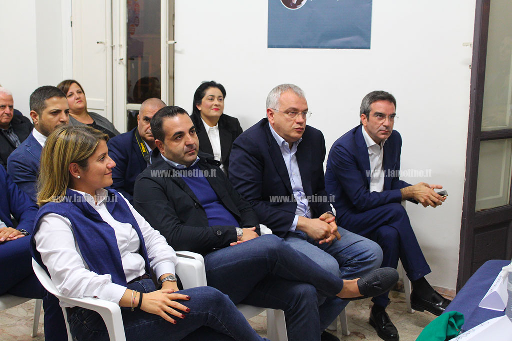 IMG_8574sede-forza-italia-lamezia-2710.jpg