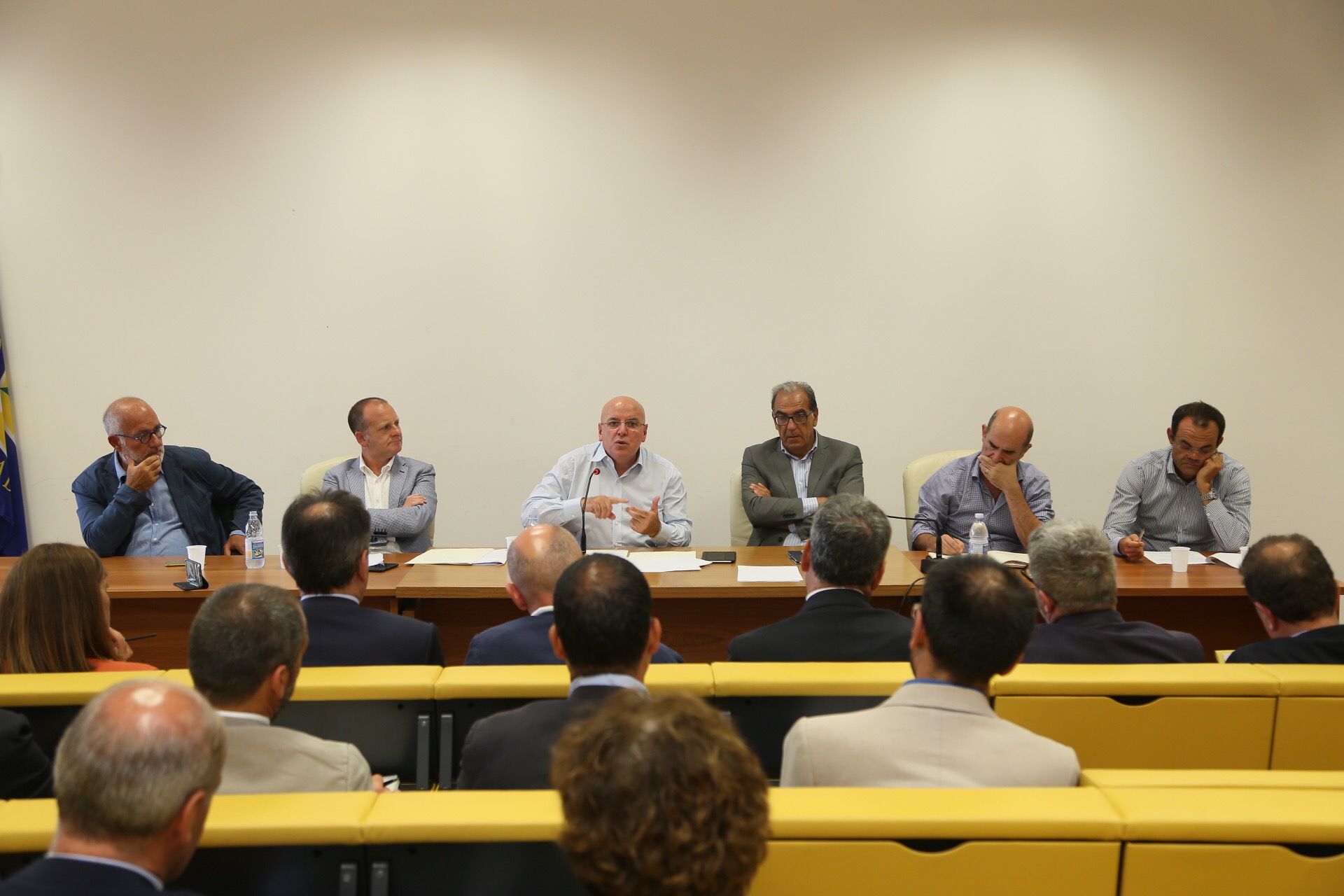 Incontro in Regione sul sisma, Oliverio: "Serve piano concreto gestione emergenze"