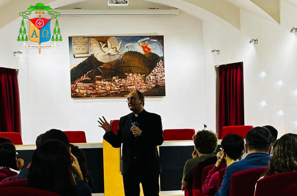INCONTRO-STUDENTI_599f6.jpg