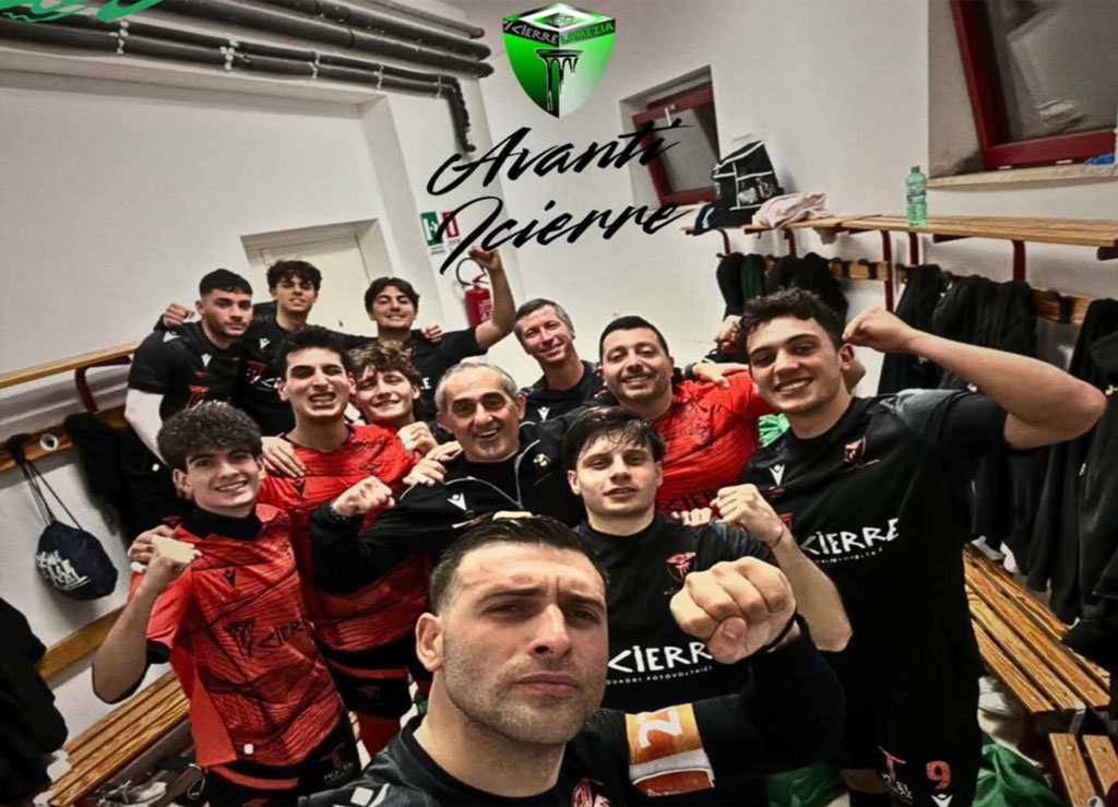 Icierre-Lamezia-festeggia-a-fine-gara-la-qualificazione-ai-quarti-di-finale_fb5c7.jpg