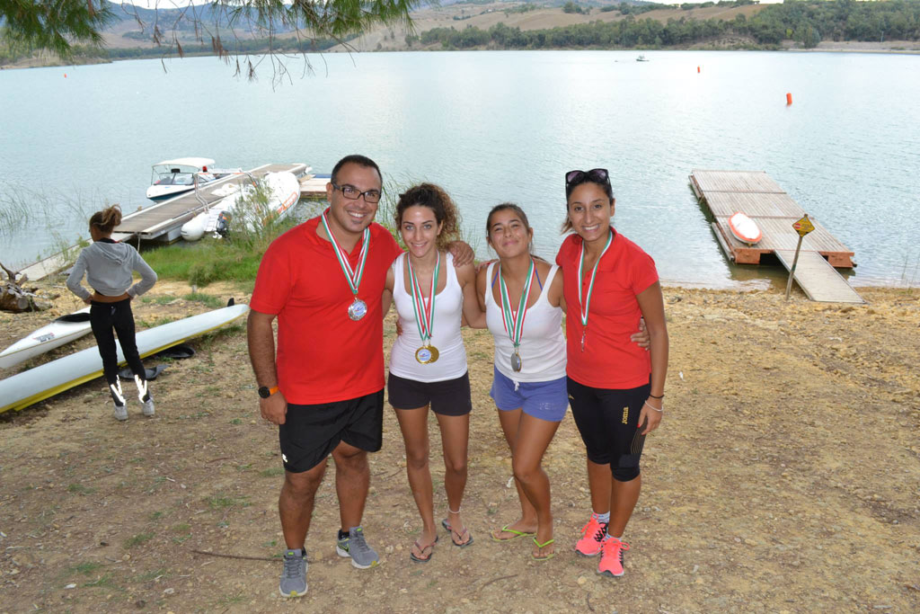 Canoa Club Enotria, formazione reggina protagonista in Sicilia