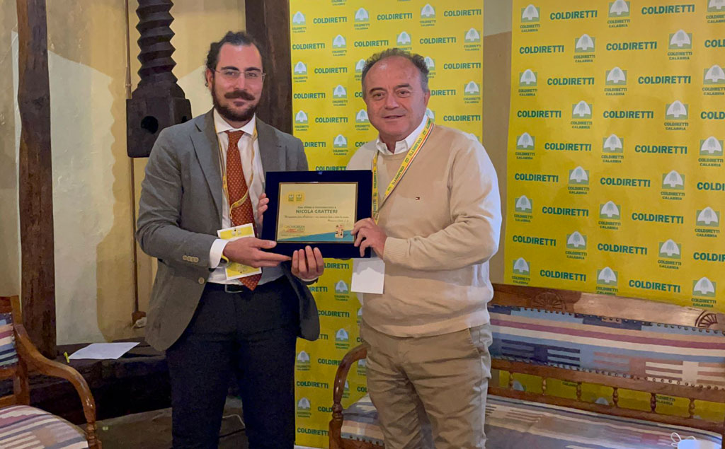 Il-Procuratore-Gratteri-con-Parisi_4c87f.jpg