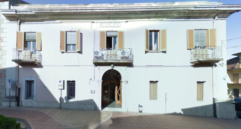 Sindaco Cittanova in isolamento, attende esito tampone dopo contatti con positiva al Covid