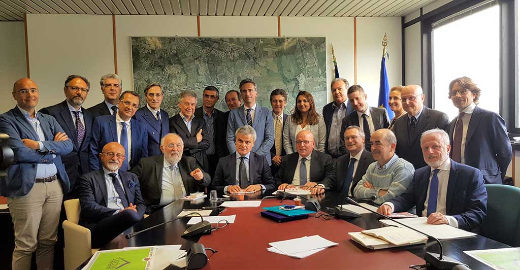 Il-pres.-Bonomi-di-Assolombarda-all'Unical-incontra-gli-industriali-01042019.jpg