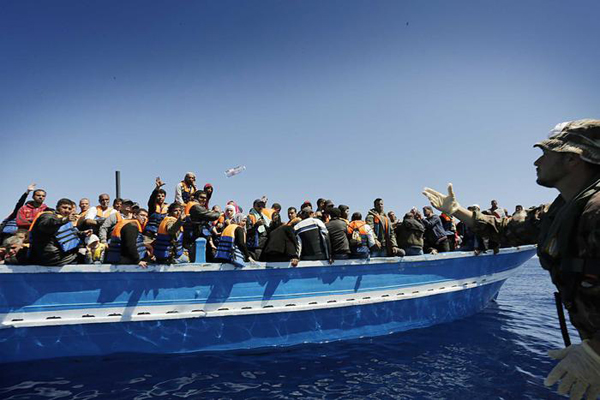 Calabria: Condannati quattro scafisti minorenni