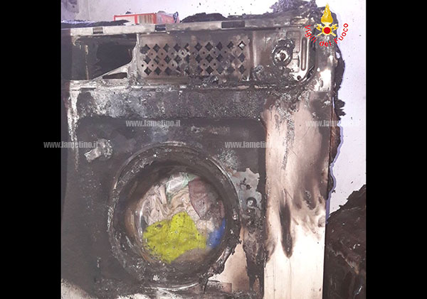 Incendio-abitazione-lamezia_1.jpg
