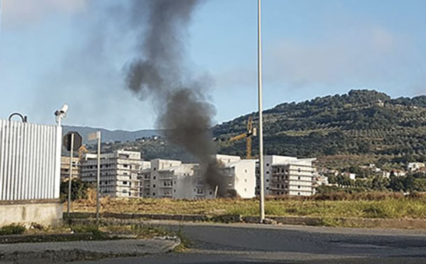 Lamezia: nuovi fuochi al campo rom di Scordovillo