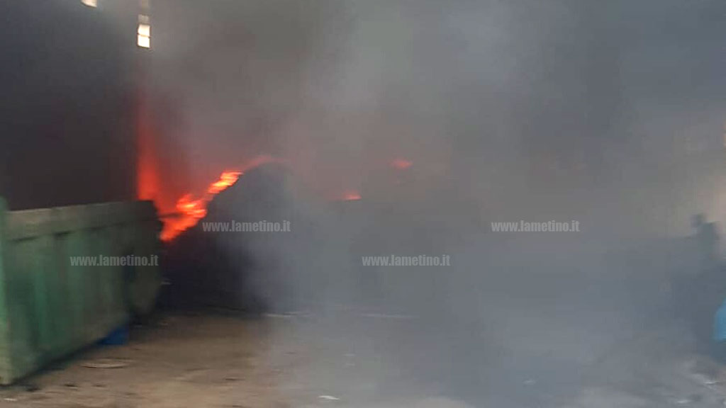 Incendio-capannone-ex-sir.jpg