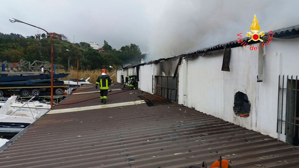 Incendio-nautico_2.jpg