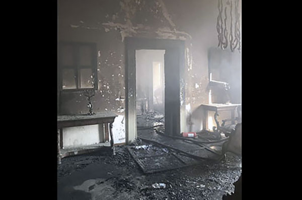 Incendio centro storico a Cosenza: in cenere le opere del filosofo Telesio