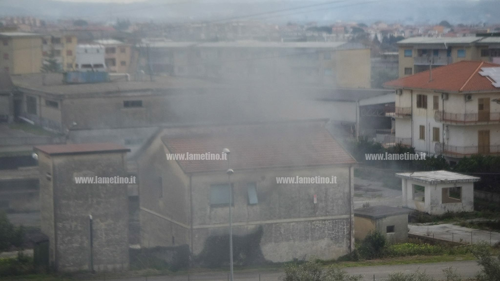 Incendio_Cantina-Sociale-7-febbraio2016_2.jpg