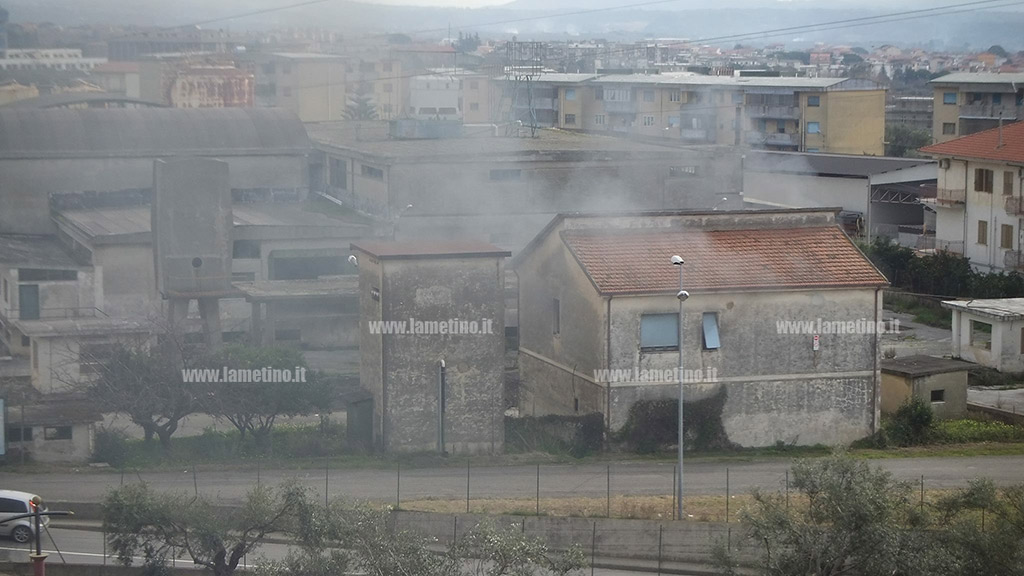 Incendio_Cantina-Sociale-7-febbraio2016_3.jpg