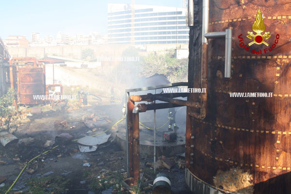 Incendio_silos_boschicello_270120120