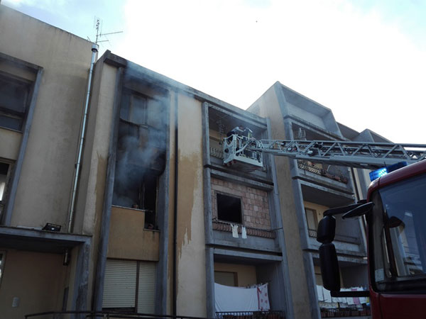 Incendio in appartamento nel vibonese, nessun ferito