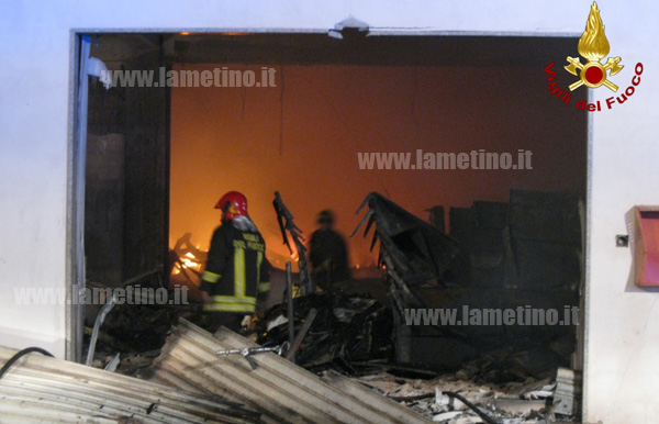 Incendio_vigili_reggio_bis