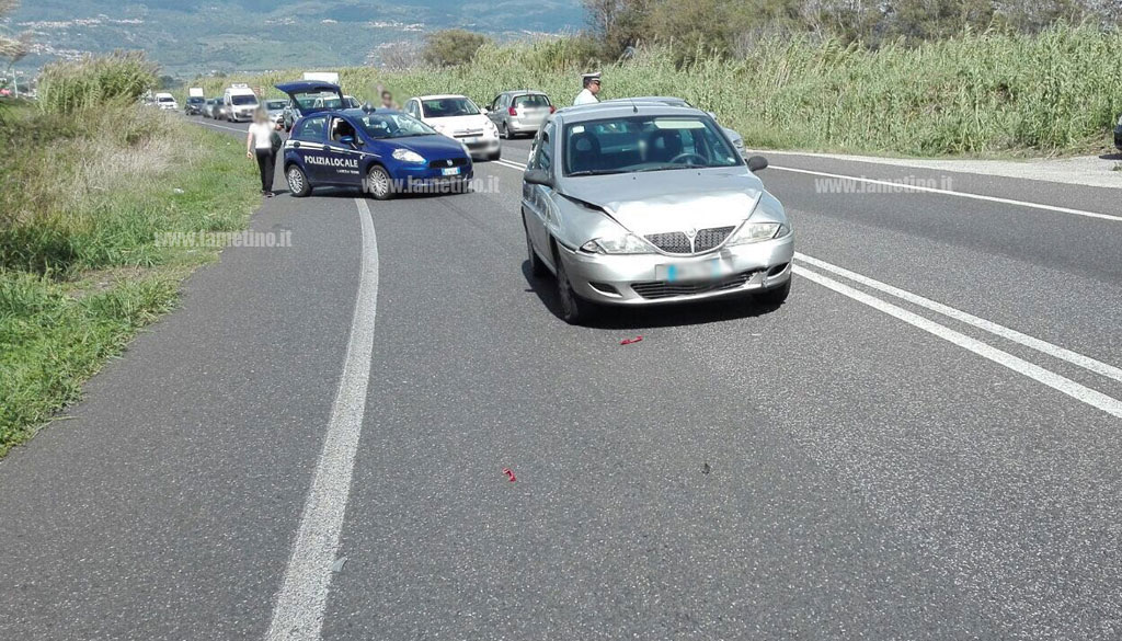 Lamezia: tamponamento a catena su via del Progresso, due feriti e due patenti ritirate