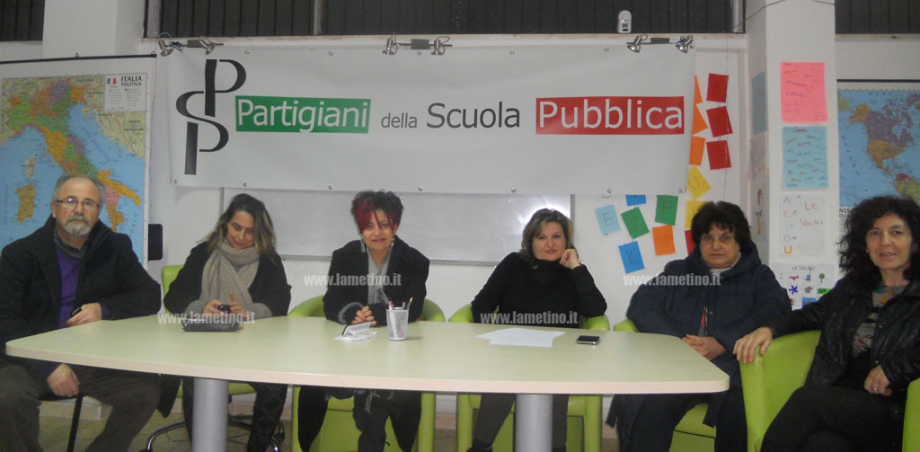 Lamezia, organizzata raccolta firme per il referendum sulla Buona Scuola