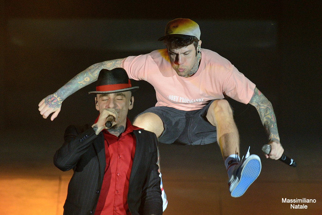 J-Ax & Fedez a Reggio, tutto esaurito al Palacalafiore