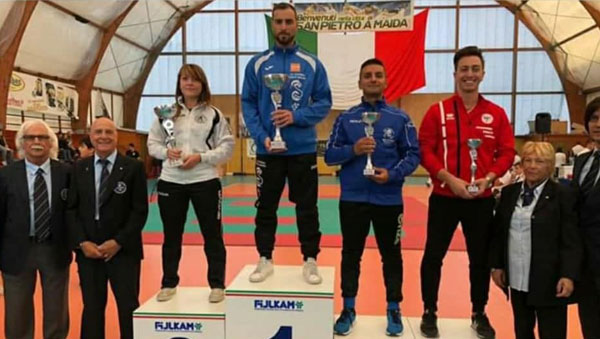 Lamezia, le karateca Crapella e Latelli della AKL si qualificano ai Campionati Italiani
