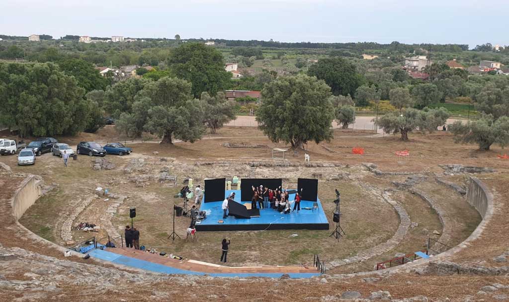 LABORATORIO-TEATRALE-CADMO.jpg