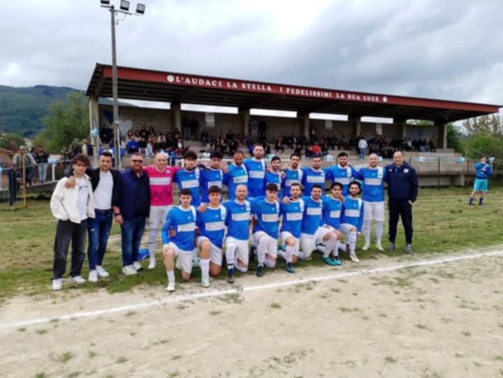 LAudace_Decollatura_scesa_in_campo_nellultima_gara_della_stagione_1ece2.jpg